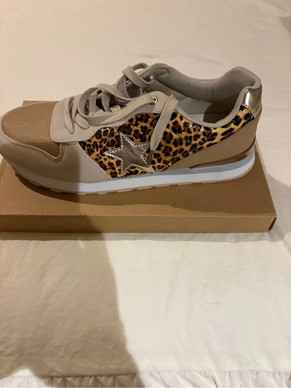 Vintage Havana Beige and Leopard-Print Women's Sneaker